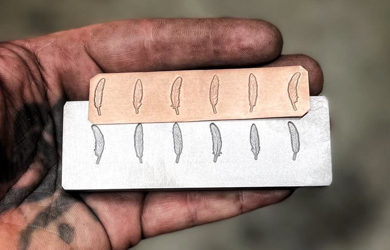 Feathers Shot Plate